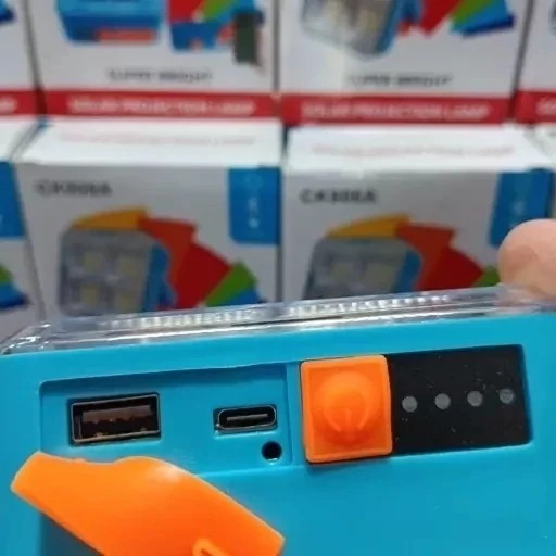 مینی پروژکتور شارژی سولار مدل CK906A