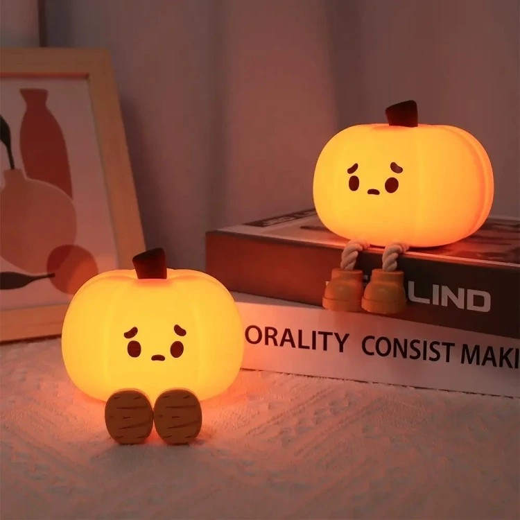 چراغ خواب سیلیکونی طرح کدو تنبل Pumpkin design silicone night light