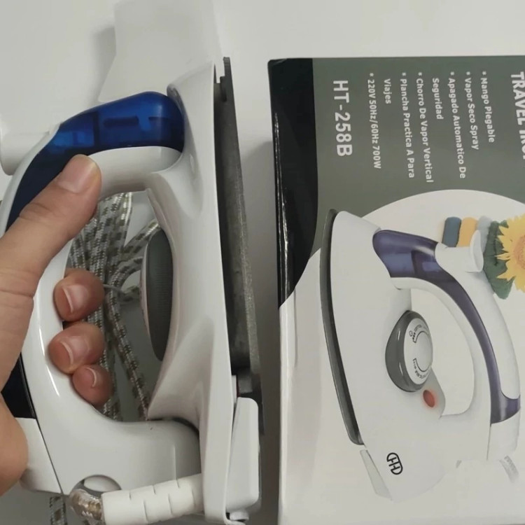 اتو مسافرتی (بخار) travel iron