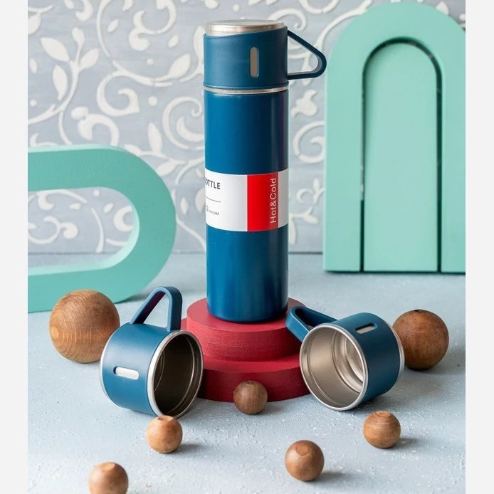 فلاسک مدل کادویی VACUUM FLASK SET گنجایش 0.5 لیتر به همراه لیوان مجموعه 3