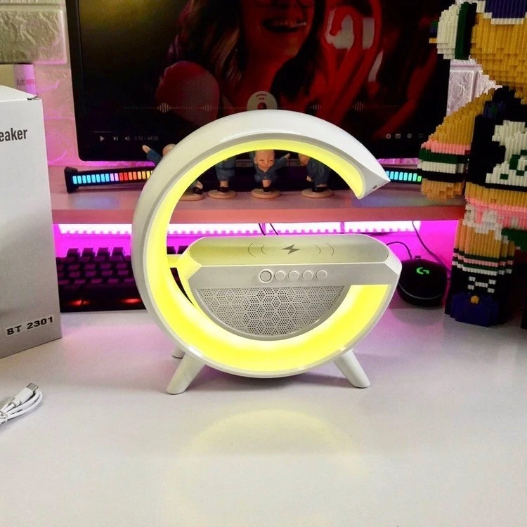 شارژر بی سیم و چراغ رومیزی اسپیکر دار BT-2301 15W BT-2301 15W wireless charger and desk lamp with