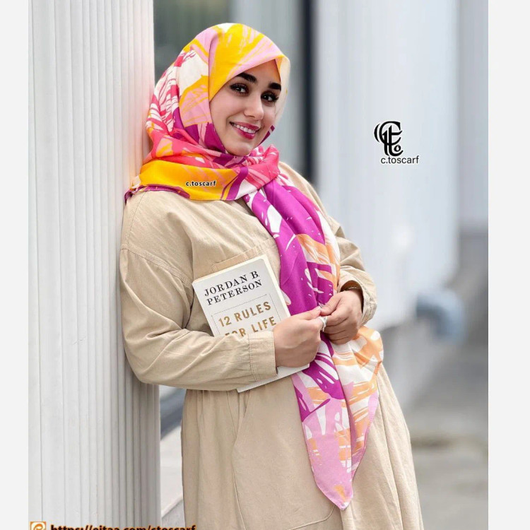 روسری نخ کاستوم طرح روشا سایز بزرگ چرخ دوز