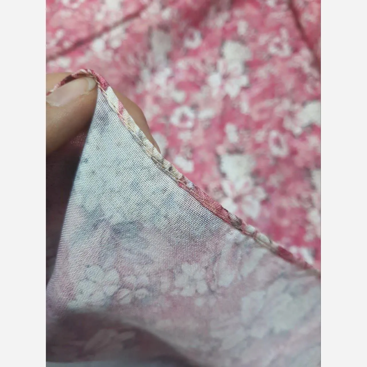 روسری نخ کاستوم طرح نسترن سایز 140 شیک و پوش