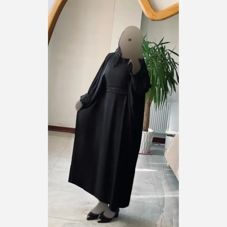 عبای زنانه مدل راحیل جنس الیزه درجه یک رنگ مشکی فری سایز