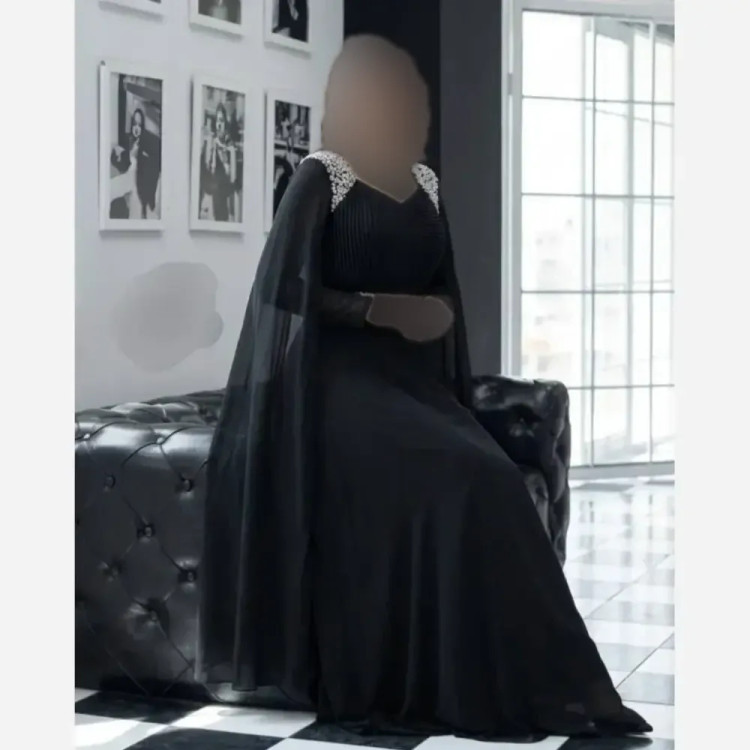 پیراهن مجلسی زنانه حریر مشکی سنگدوزی شده آستین دار سایز بزرگ