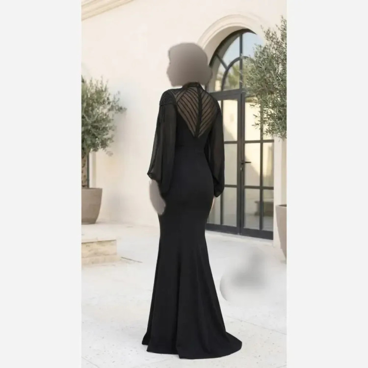 پیراهن ماکسی زنانه مجلسی کرپ دالقیچ سنگدوزی شده مشکی با کاپ سینه