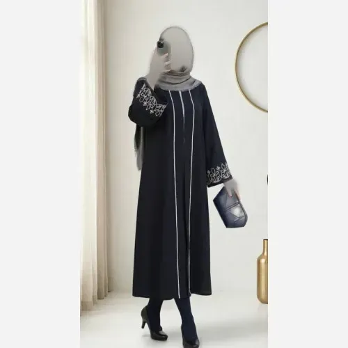 عبا زنانه مدل مادام گلدوزی شده جنس مازراتی مشکی فری سایز
