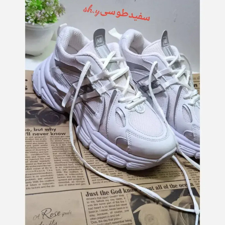 کتونی نیو بالانس 1906 زنانه لژدار با کفی طبی و رویه پارچهای و فوم خارجی
