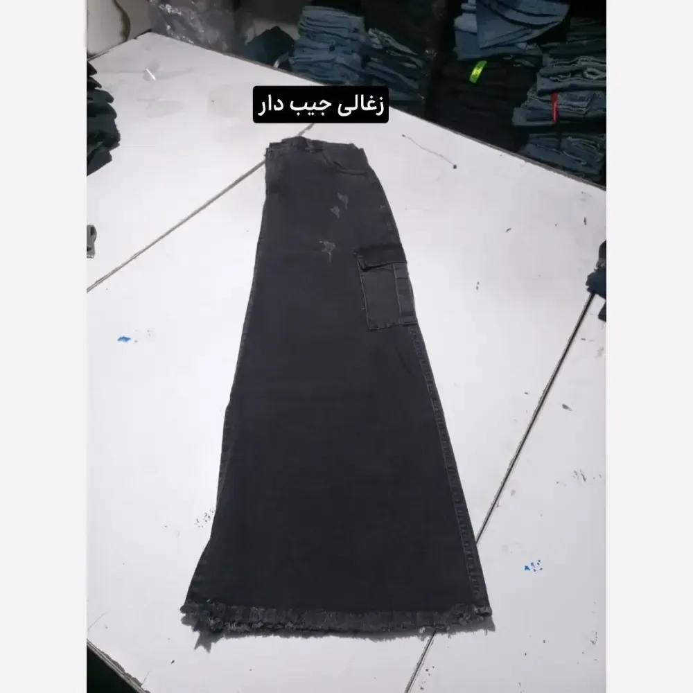دامن جین زنانه پشت کش قد 105 مدل جیب دار و زیپخور در رنگهای مشکی و زغالی