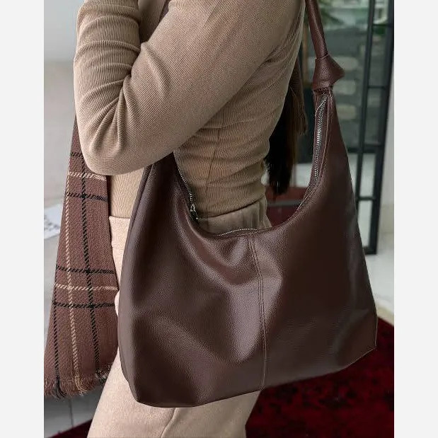کیف بند گره ای چرمی سبک و جادار رنگ مشکی و موکا