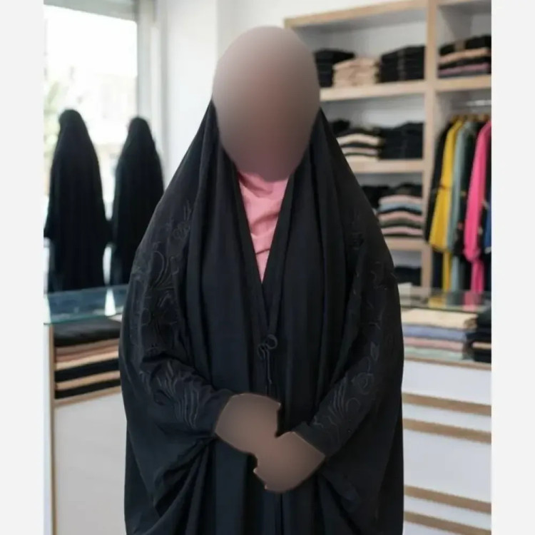 چادر جده گلدوزی پروانه جنس کن کن ندا مروارید رنگ مشکی سایز 150