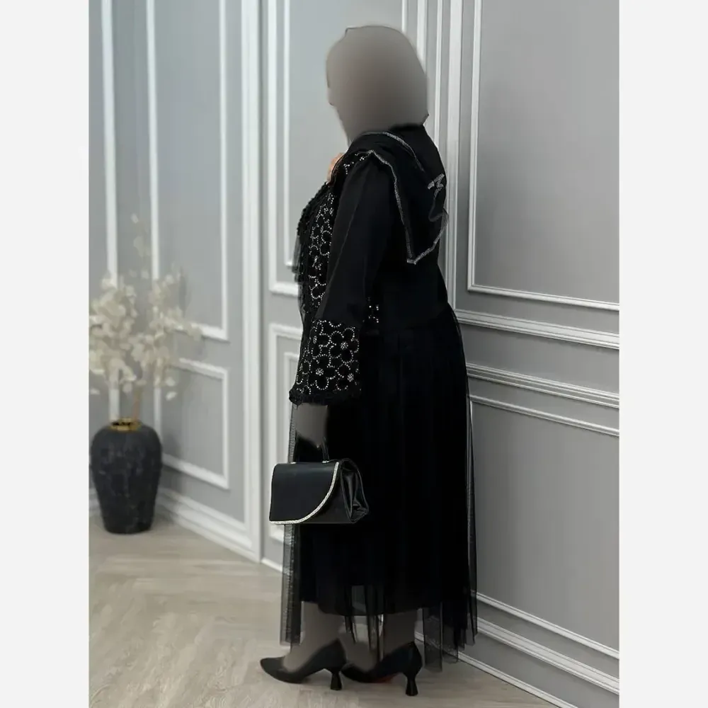 ست سه تیکه کت و دامن و شال مشکی جواهردوزی پولکدوزی فری سایز