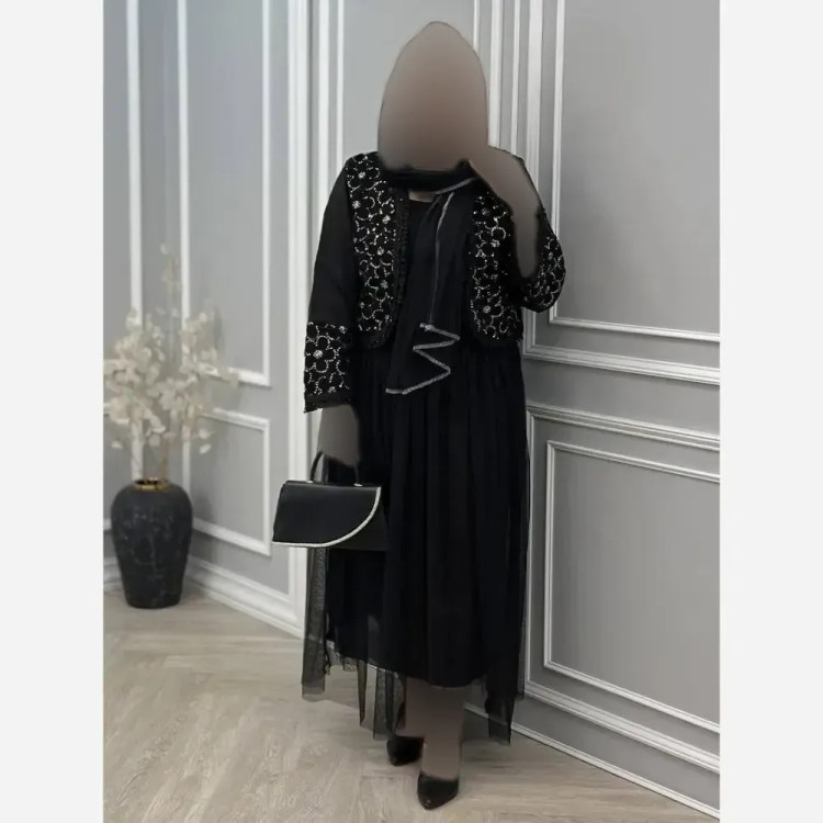 ست سه تیکه کت و دامن و شال مشکی جواهردوزی پولکدوزی فری سایز