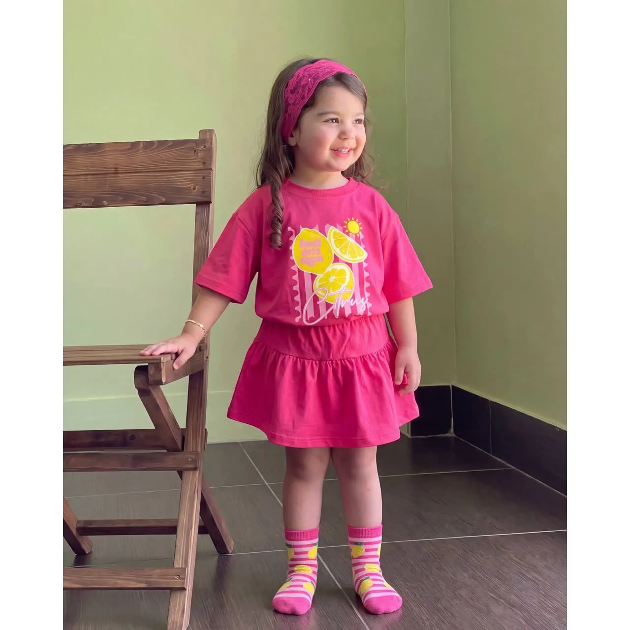 ست تیشرت و دامن نخ پنبه دخترانه سایز 2 تا 8 سال طرح لیمویی