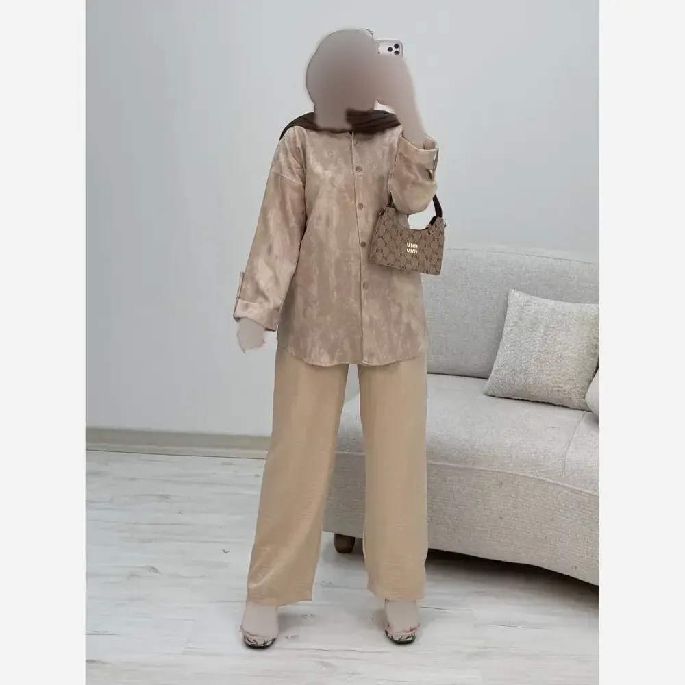 ست شومیز و شلوار زنانه مدل شقایق جنس شانتون سایز فری 38 تا 46