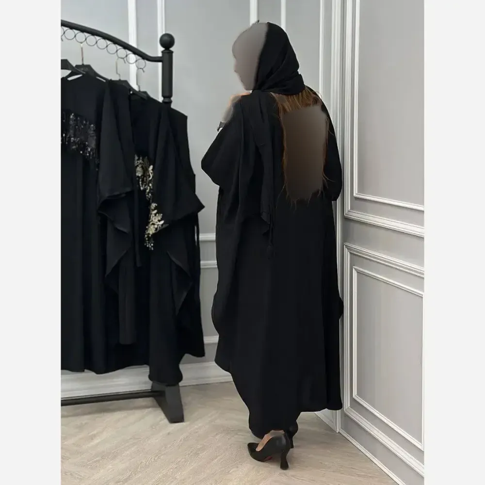 ست پیراهن رویه دار فاخر کرپ بوگاتی مشکی طلایی فری سایز