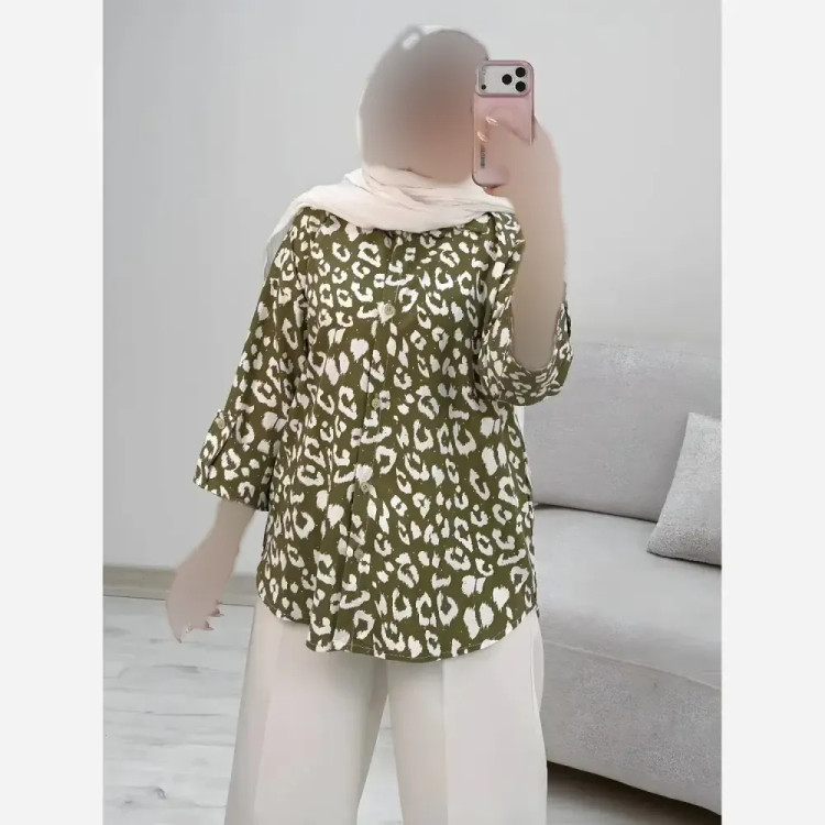 شومیز طرح پلنگی فرشته جنس ایوا کاملس نگین دار فری سایز