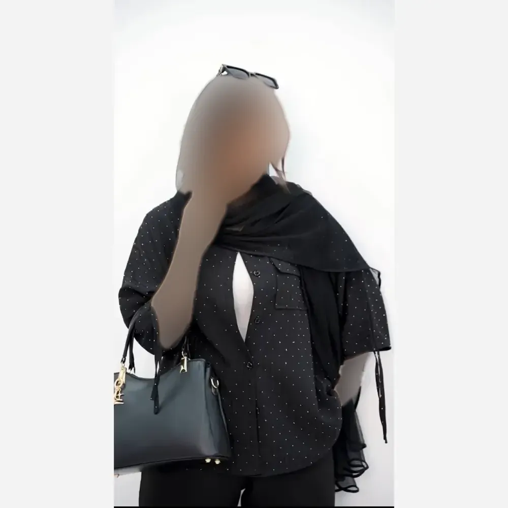 شومیز نگین دار آستین گت جنس شانتون زیپی فری سایز تا 46