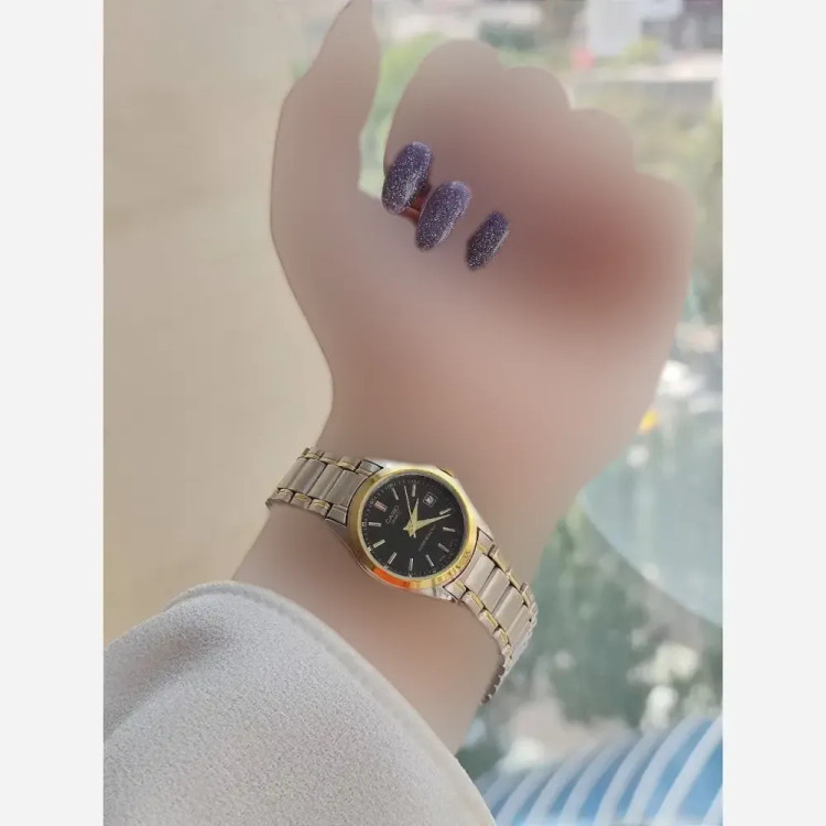 ساعت کاسیو بند استیل نقره ای طلایی صفحه مشکی تقویم دار با جعبه و گارانتی